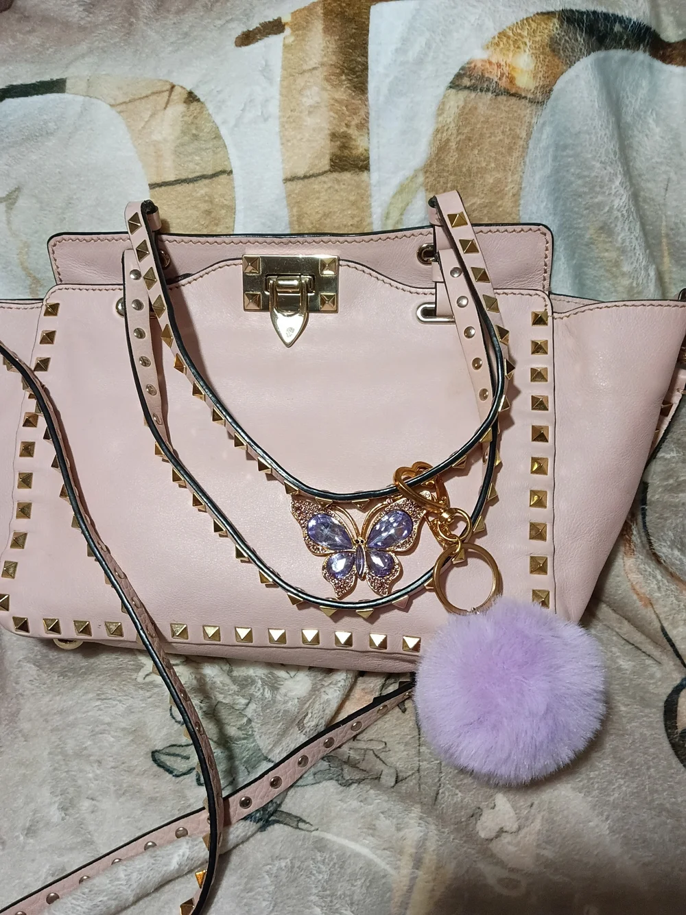Valentino Garavani Pale Pink Leather Shoulder Bag with Gold Rockstuds